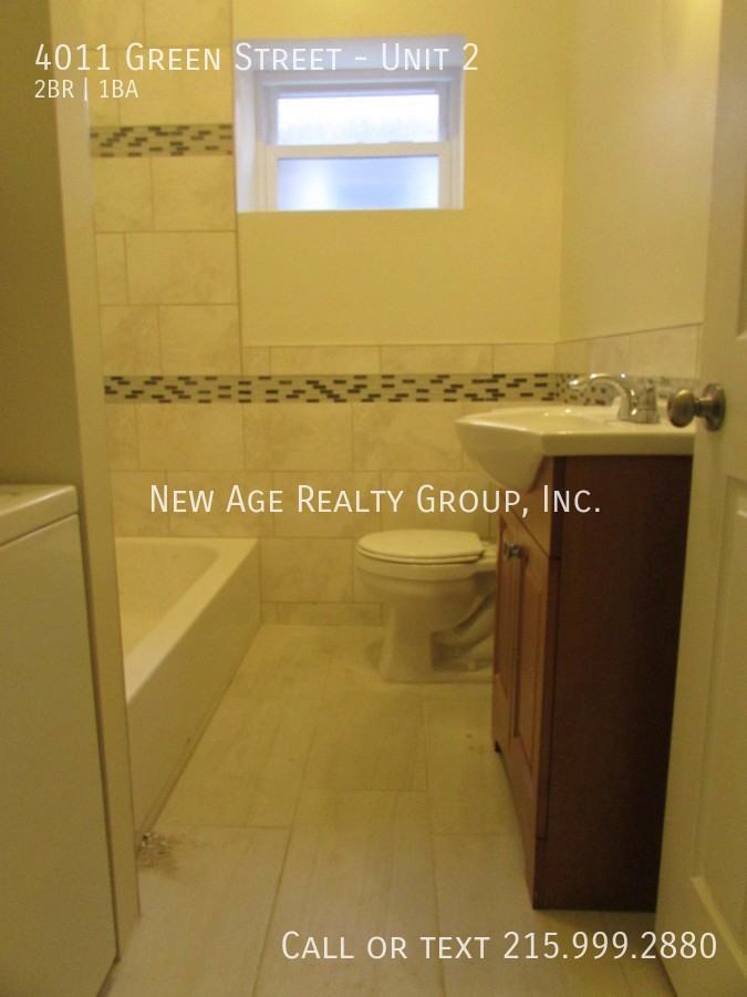 4011 Green St #2 - Photo 7 of 10