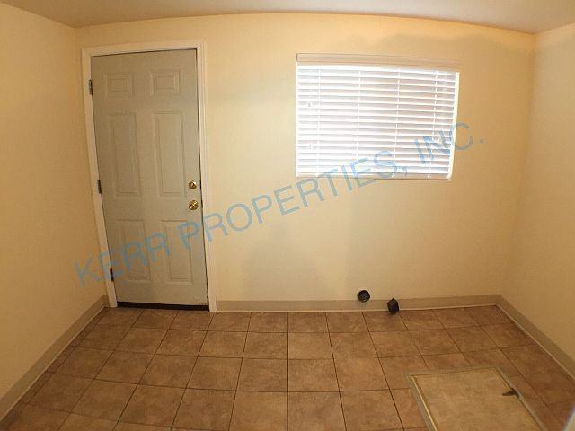 1804 Se Harney St - Photo 6 of 21