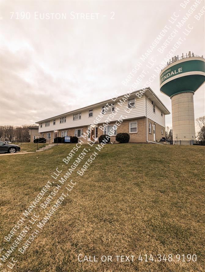 7190 Euston St #2