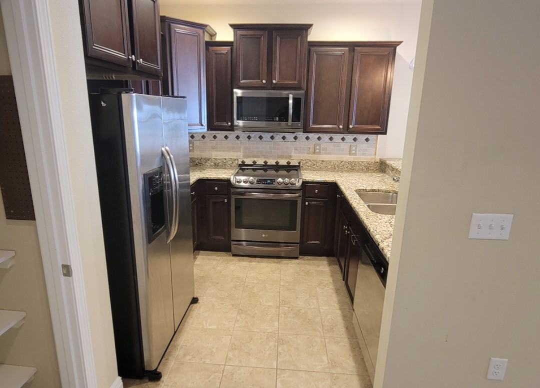 8860 Brown Pelican Cir #8860 - Photo 4 of 7