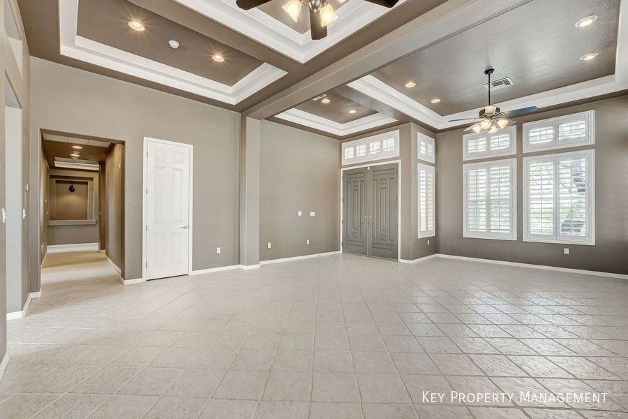 2240 Sun Cliffs St - Photo 3 of 45