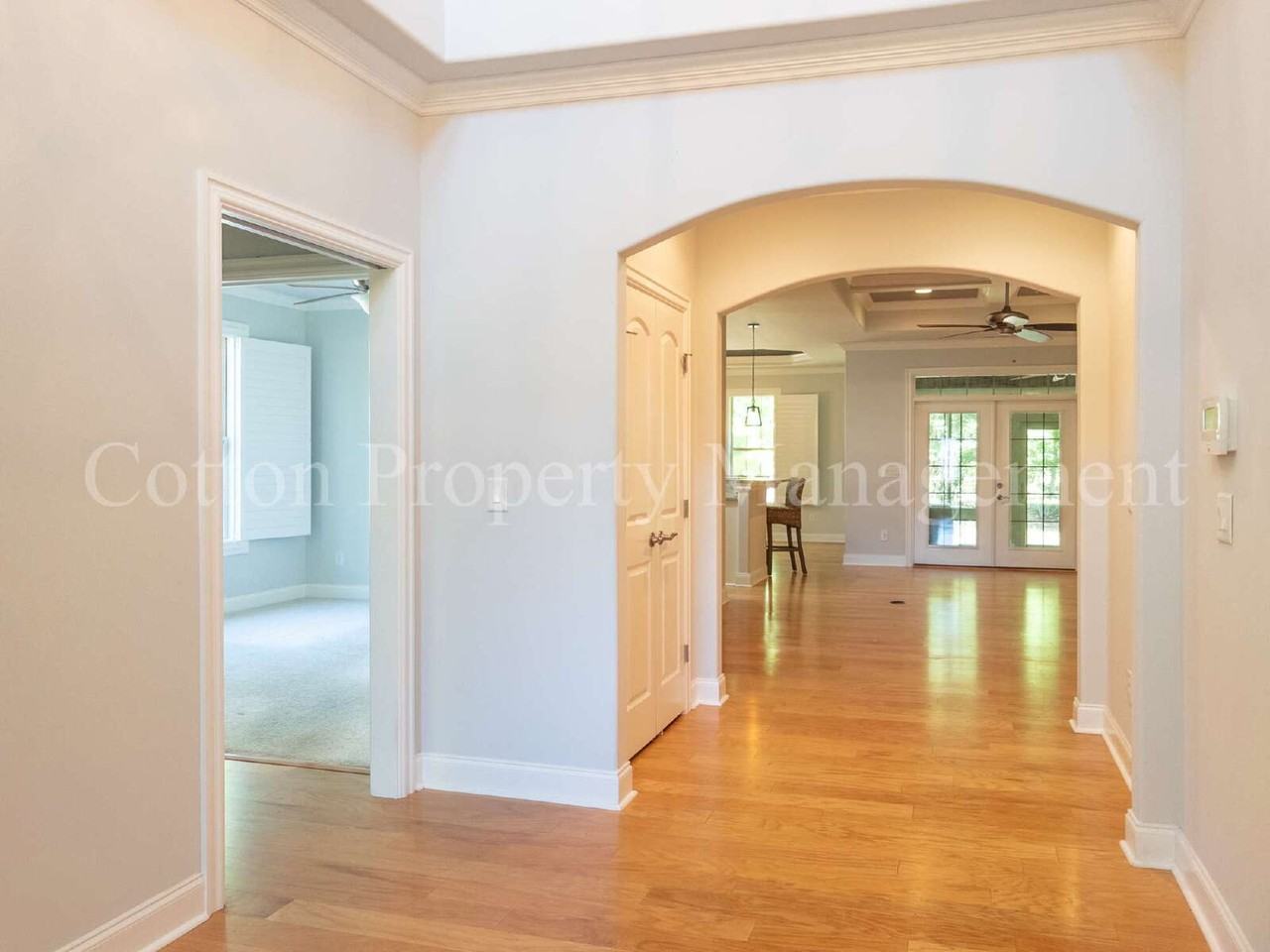 633 Jenoa Loop - Photo 6 of 50