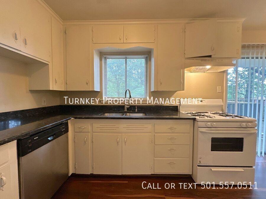 5218 Nelbrook Dr - Photo 2 of 9