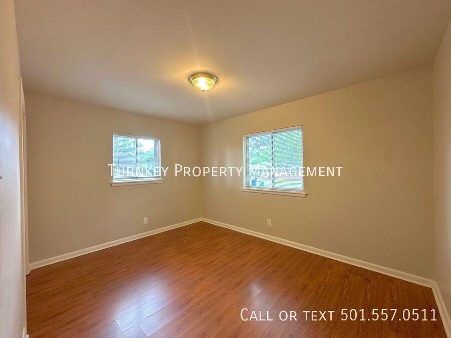 5218 Nelbrook Dr - Photo 5 of 9