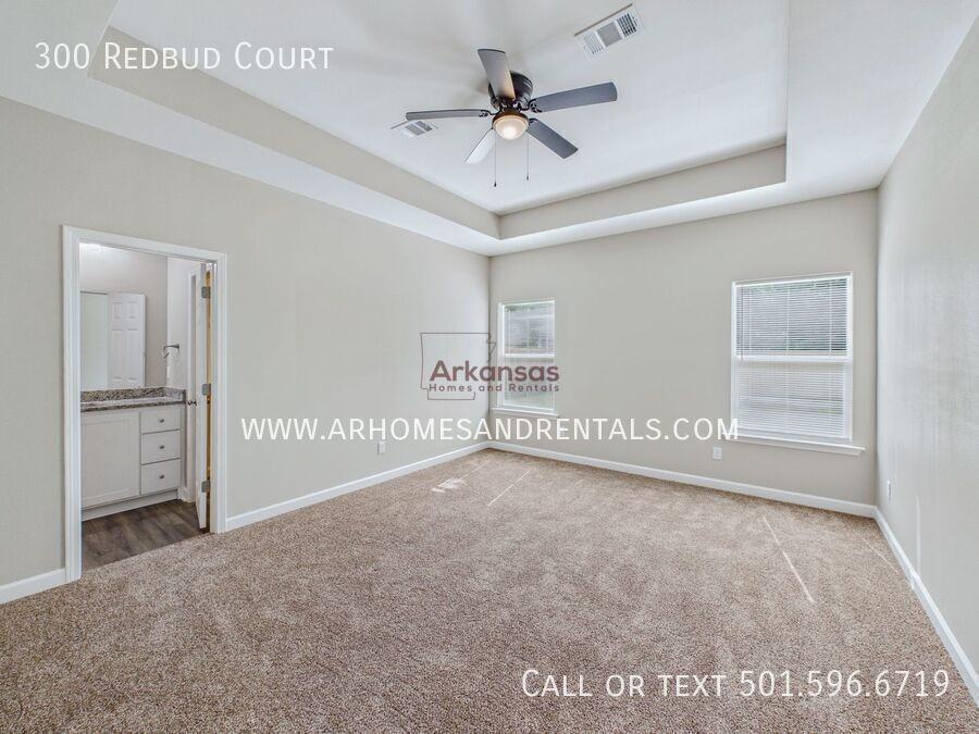 300 Redbud Court - Photo 7 of 15