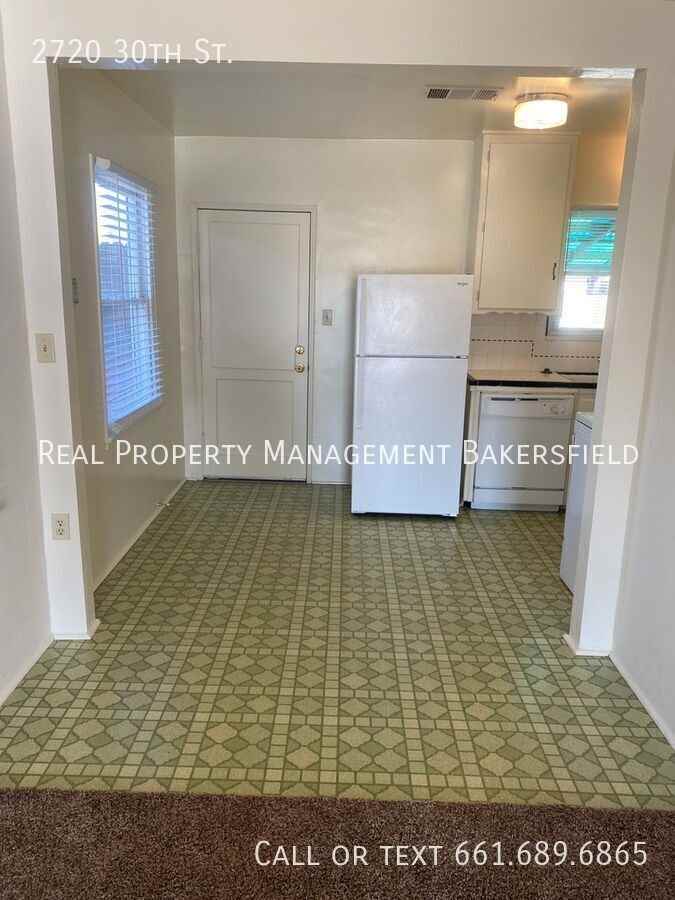2720 30th St - Photo 7 of 30