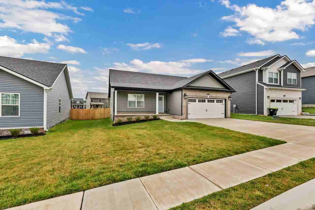178 Brenda Dr - Photo 4 of 36