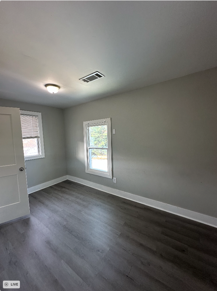 18 Calloway Street - 18 Calloway #4 - Photo 7 of 21