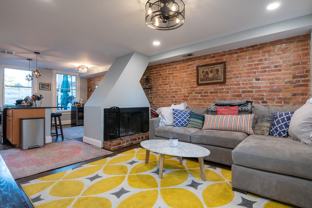 209 17th St Se - Photo 1 of 1