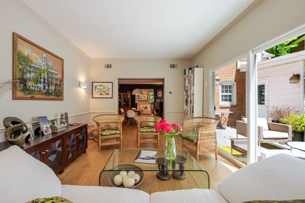 4612 Sedgwick St Nw - Photo 3 of 50