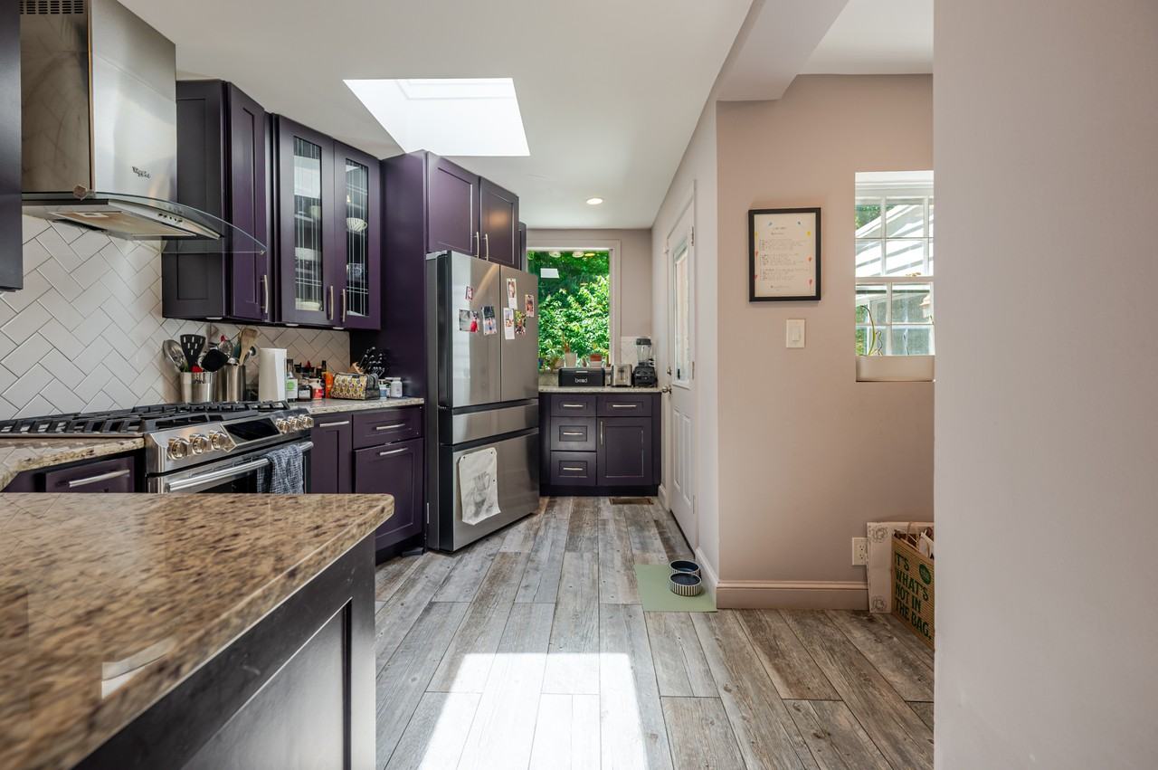 4612 Sedgwick St Nw - Photo 5 of 50