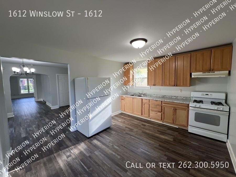 1612 Winslow St #1612 - Photo 7 of 21