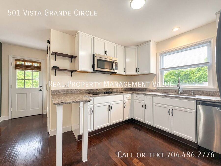 501 Vista Grande Cir - Photo 6 of 30