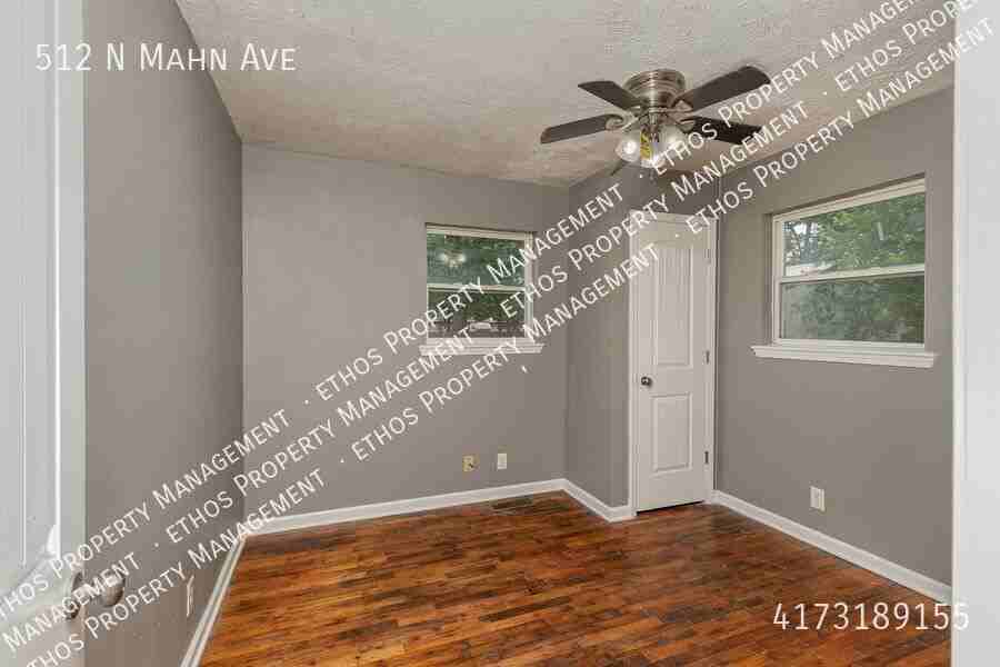 512 N Mahn Ave - Photo 7 of 12