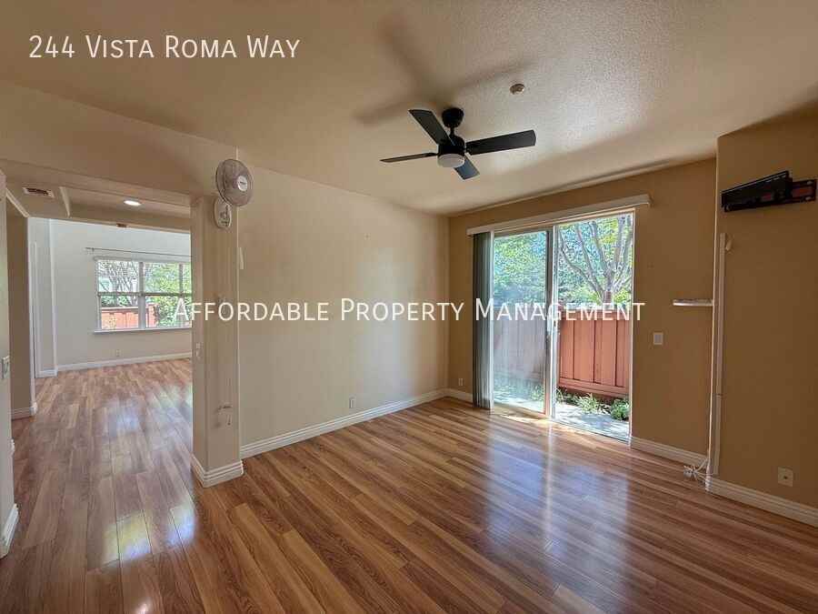 244 Vista Roma Way - Photo 5 of 31