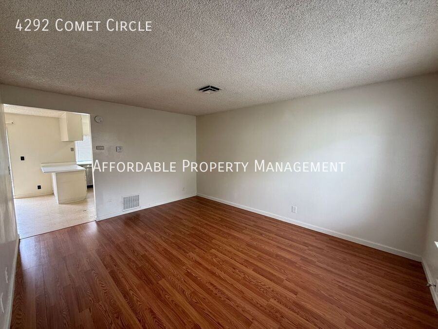 4292 Comet Cir - Photo 5 of 23