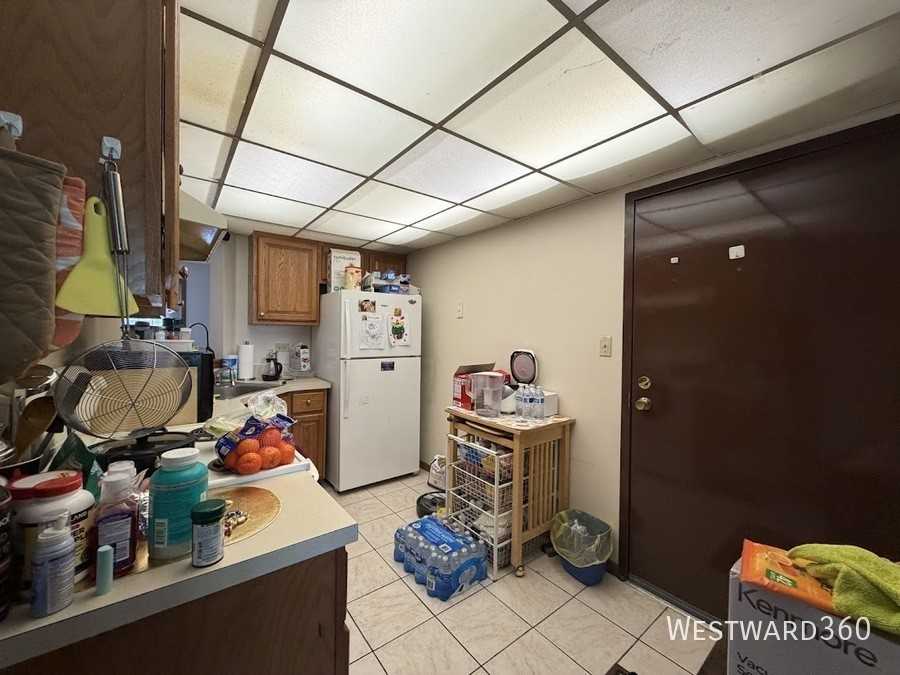 4120 Williamsburg Ct #302 - Photo 6 of 12