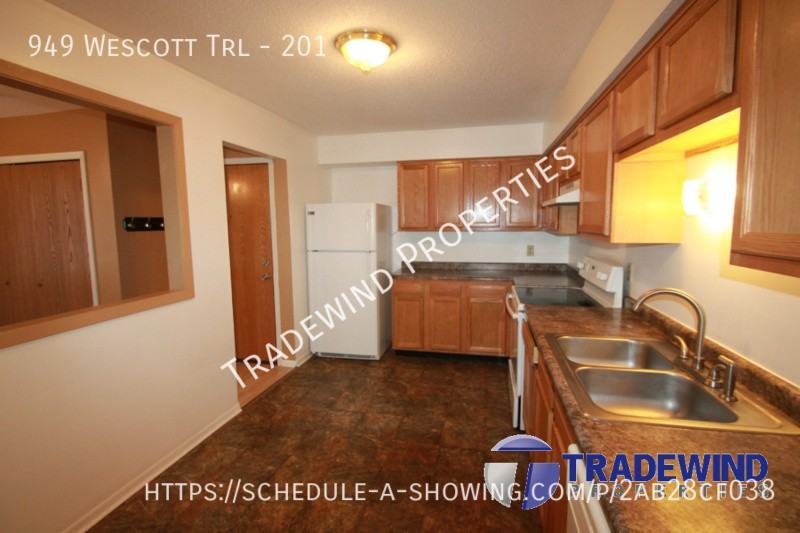 949 Wescott Trl #201 - Photo 3 of 14