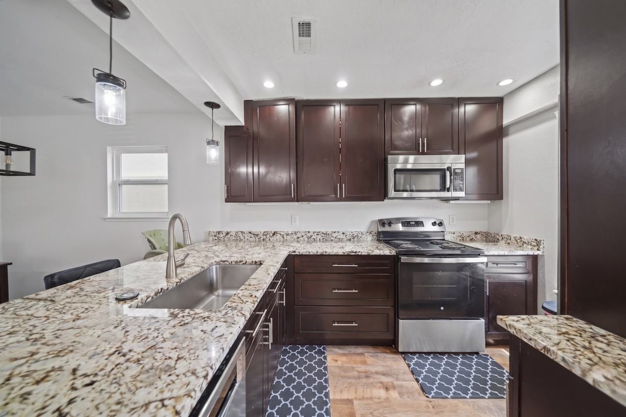 8774 Allison Dr #A - Photo 4 of 16