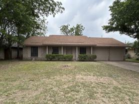 1805 Broadmoor Dr #1 - Photo 1 of 1