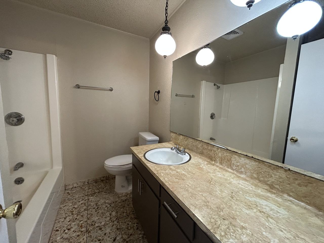 1805 Broadmoor Dr #1 - Photo 3 of 10