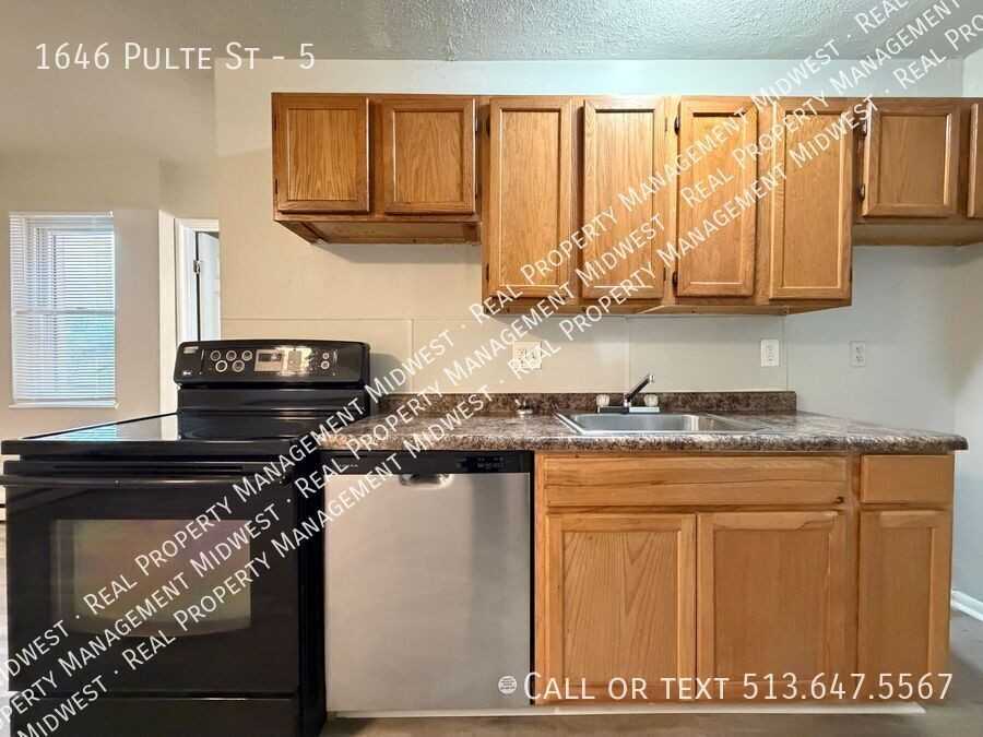 1646 Pulte St #5 - Photo 4 of 7