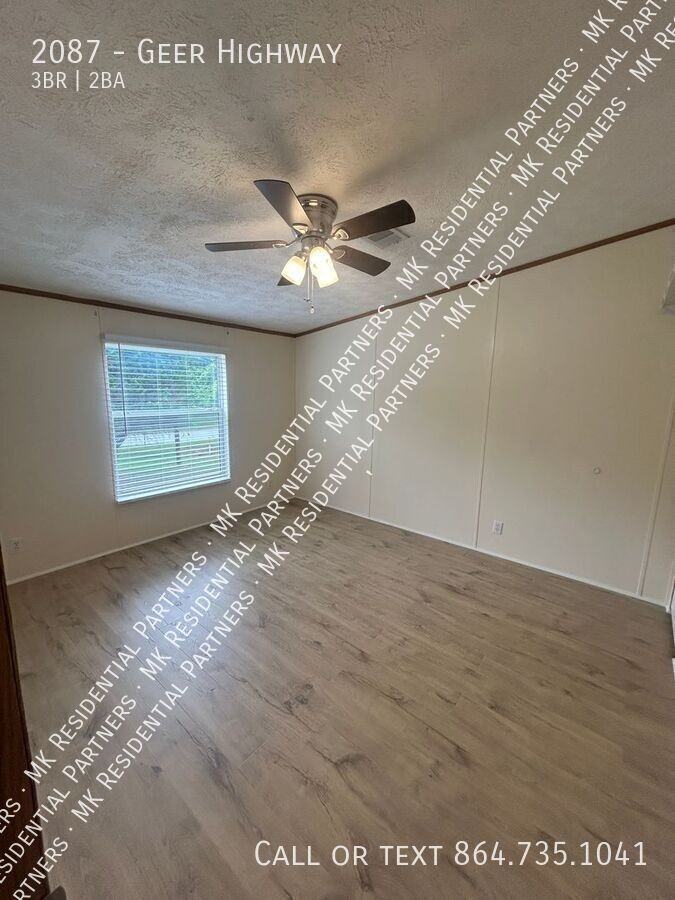 2087 - Photo 4 of 39