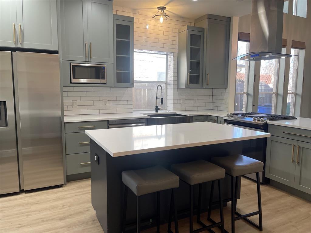 3300 Bratton Heights Dr #1 - Photo 3 of 34