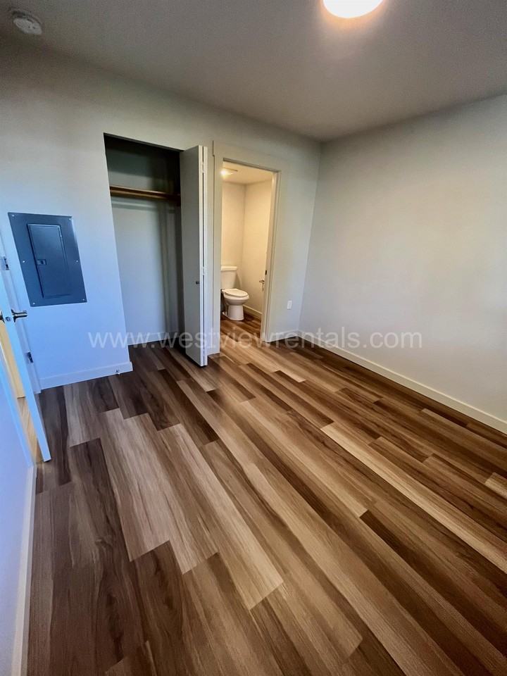 135 Prince Ave #135PR101 - Photo 7 of 32