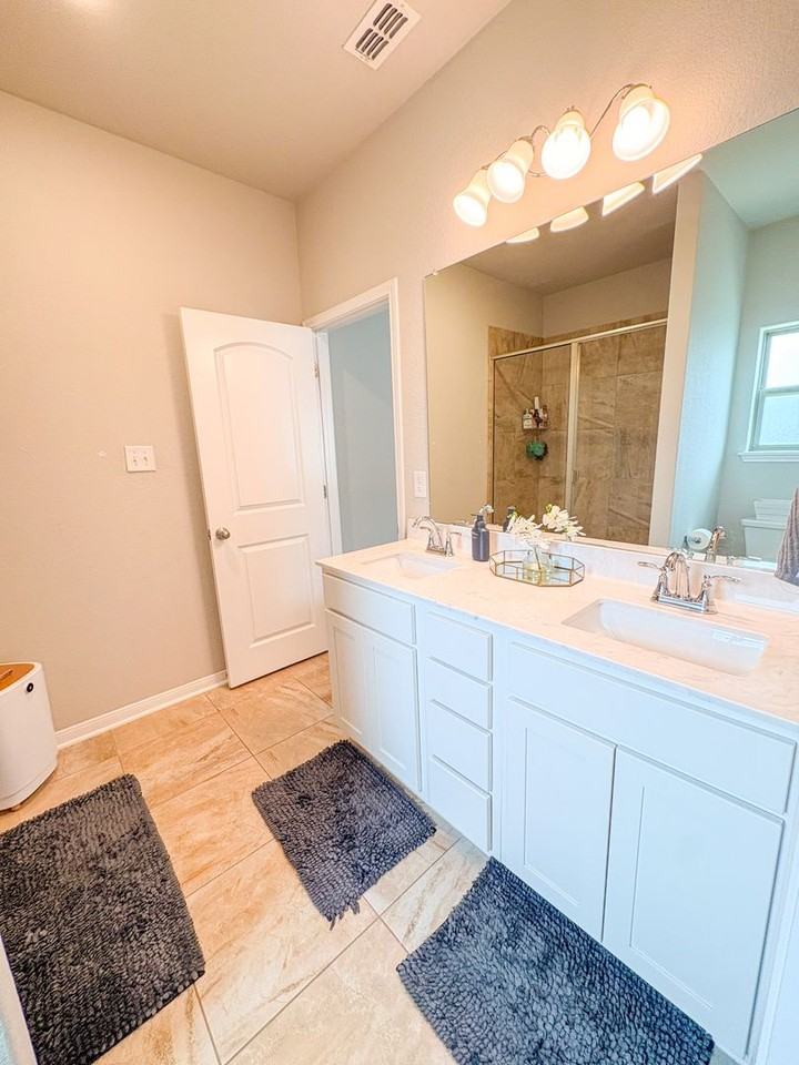7507 Park Mdw - Photo 7 of 9