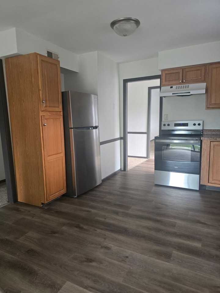 109 Sieville Ave. - 109 Sieville Ave. #102 - Photo 5 of 13