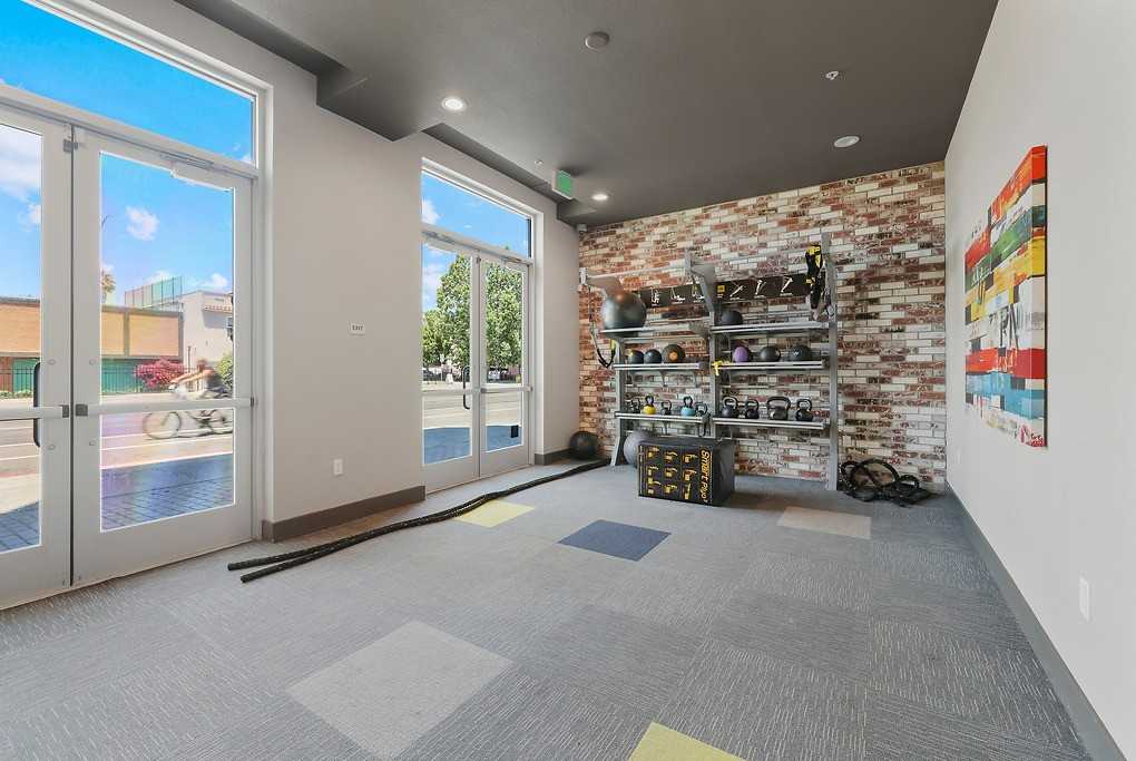 Meridian at Midtown - Photo 6 of 50