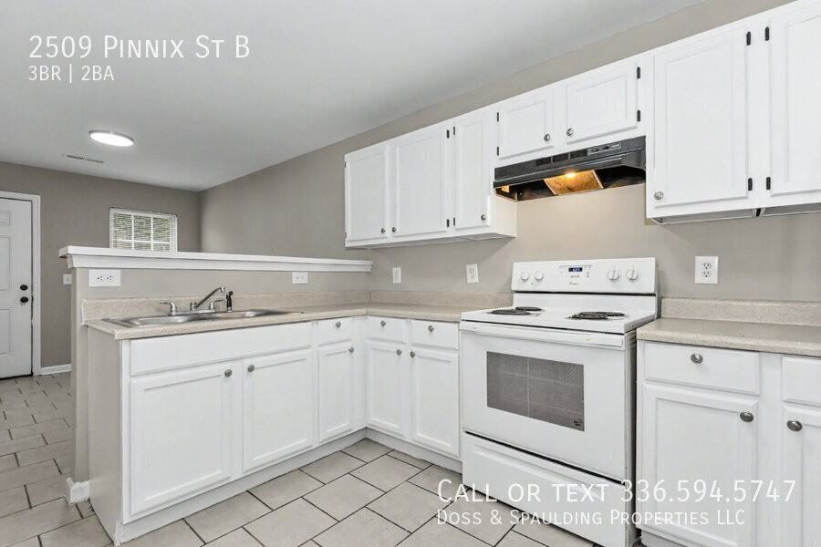 2509 Pinnix St - Photo 5 of 23