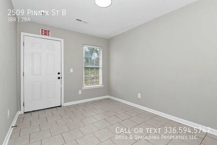 2509 Pinnix St - Photo 7 of 23