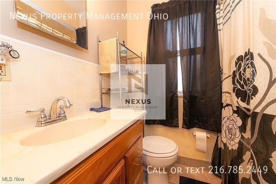 4381 E 175th St - Photo 3 of 6