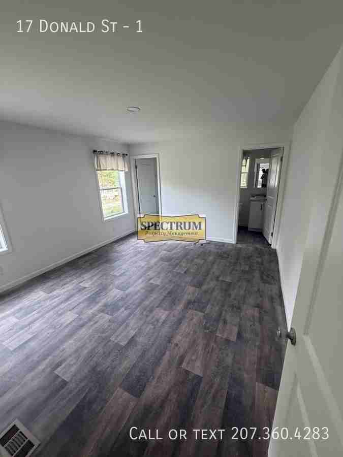 17 Donald St #1 - Photo 3 of 7
