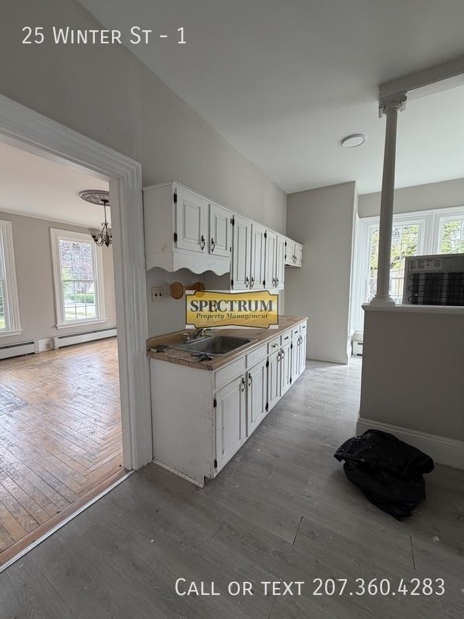 25 Winter St #1 - Photo 2 of 9