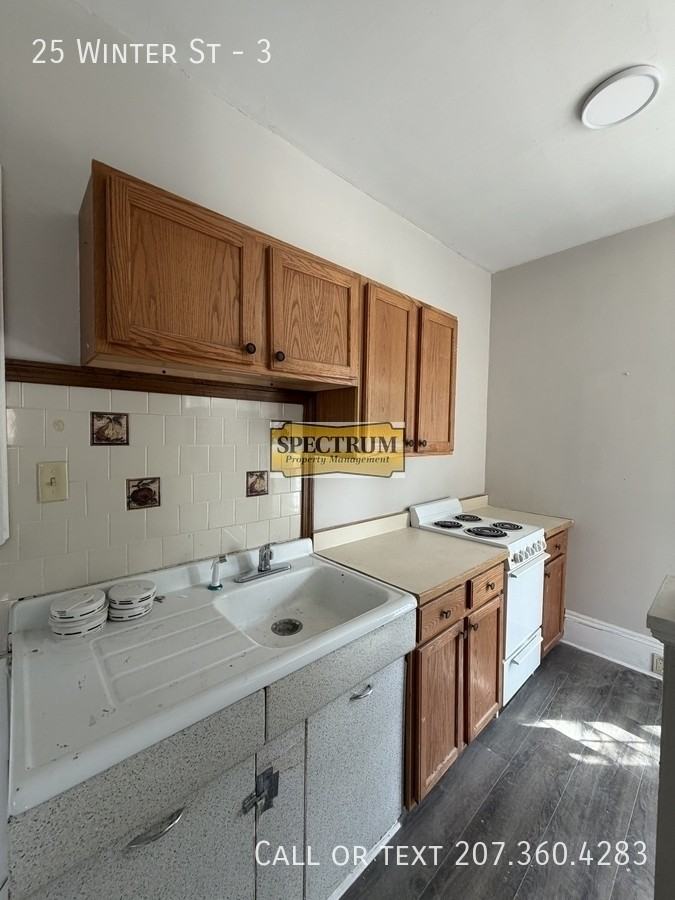 25 Winter St #3 - Photo 2 of 13