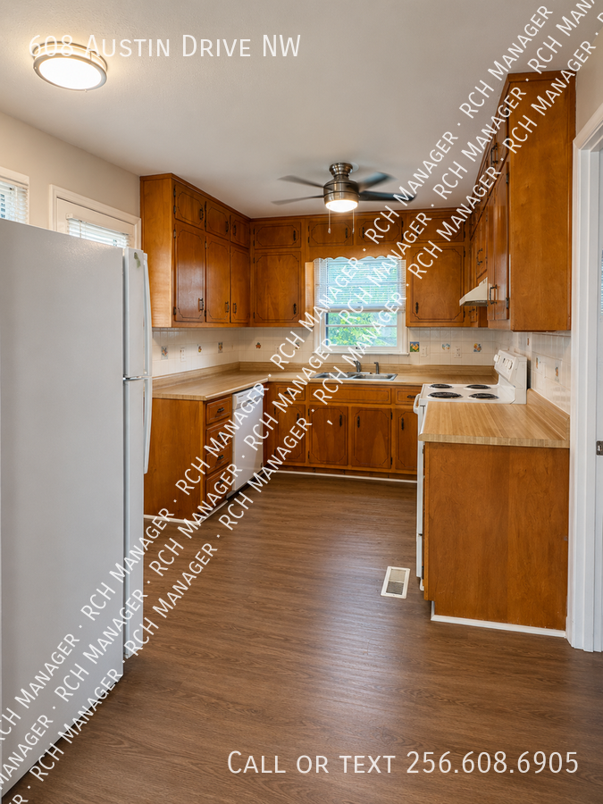 608 Austin Dr Nw - Photo 4 of 13