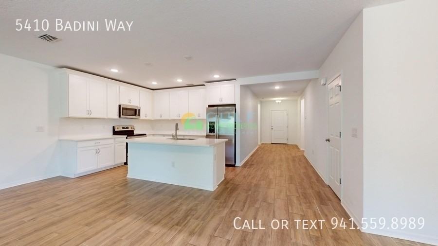 5410 Badini Way - Photo 5 of 22