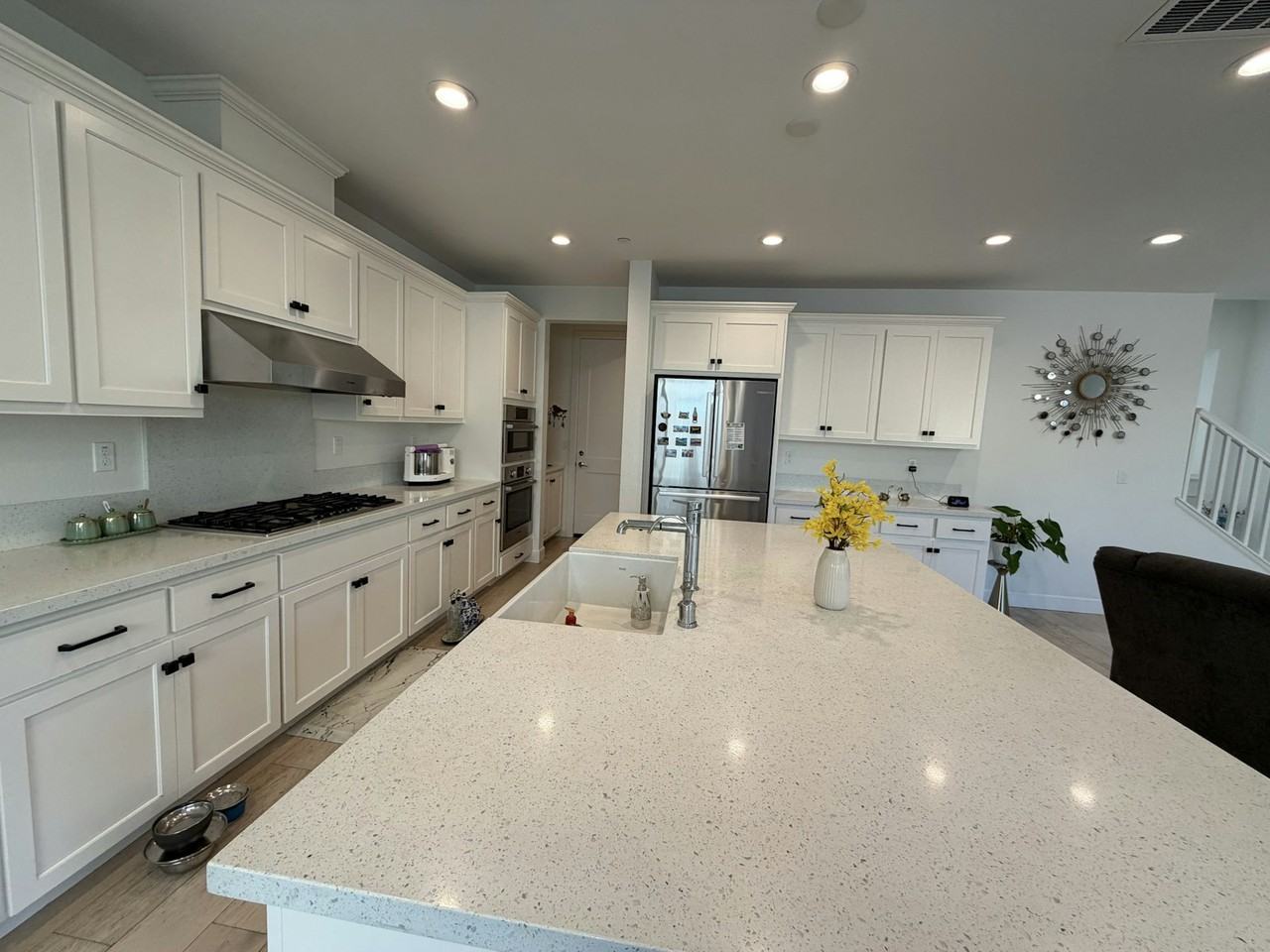 5889 Abbott Street - Photo 4 of 30