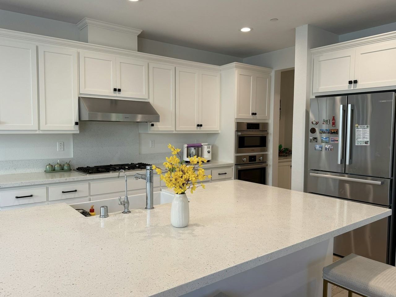 5889 Abbott Street - Photo 5 of 30