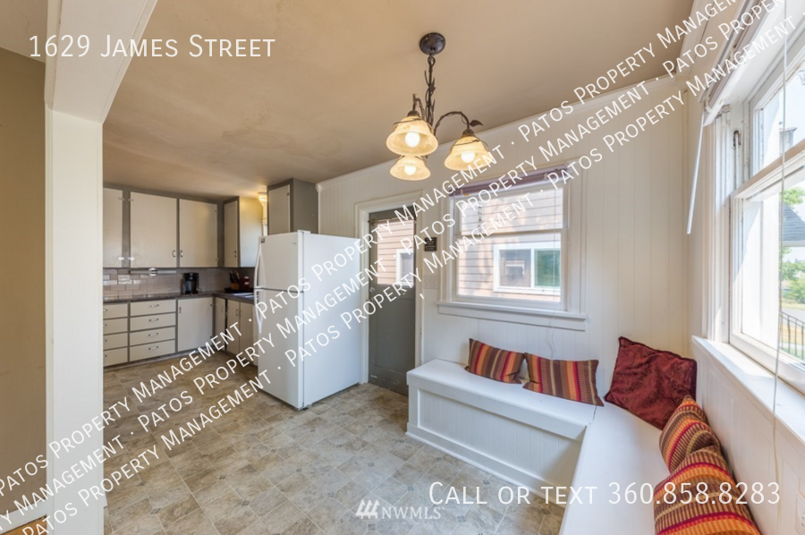 1629 James St - Photo 5 of 14