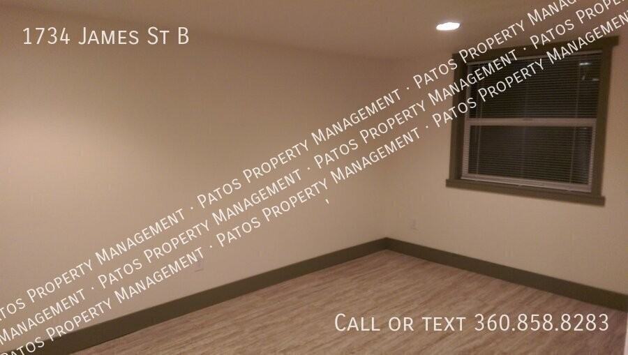 1734 James St - Photo 4 of 5