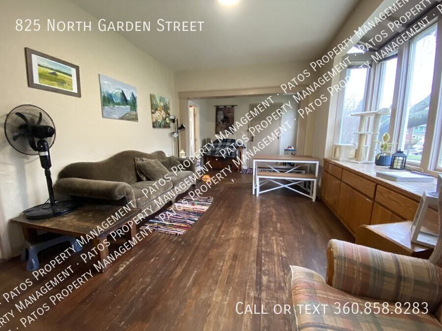 825 N Garden St - Photo 5 of 18