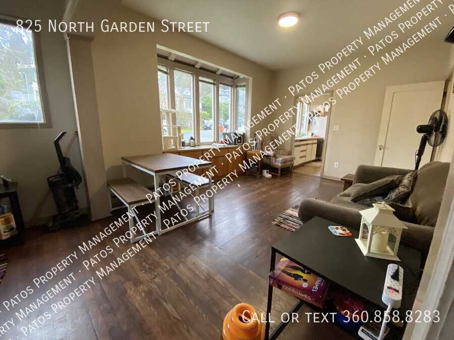 825 N Garden St - Photo 6 of 18