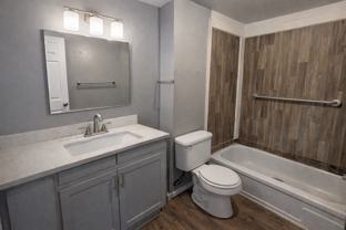 305 W Maple St #3 - Photo 1 of 1