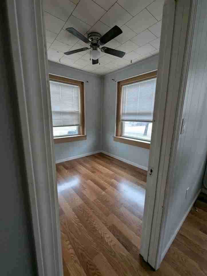 415 S Broadway St #3 - Photo 3 of 24