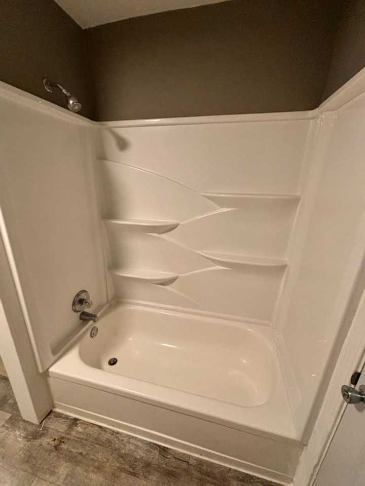 109 1/2 S Illinois Ave - Photo 2 of 7