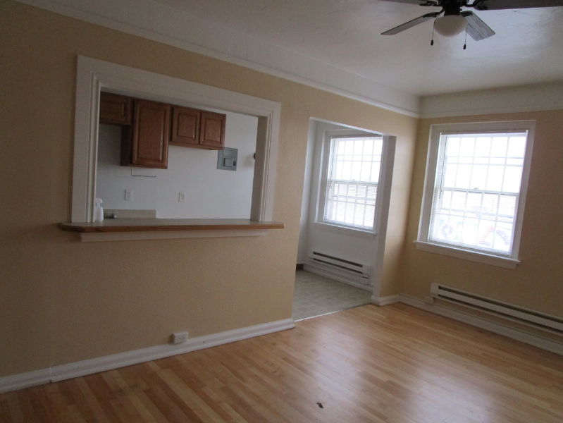 608 Central Ave - Photo 2 of 6
